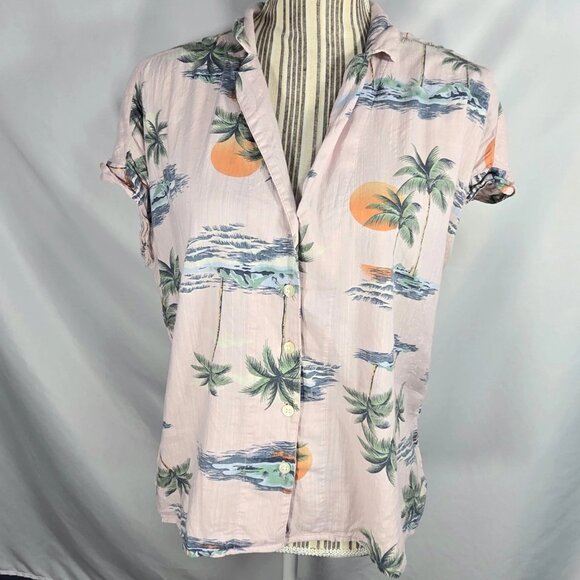 Old Navy Pink & Multi V Neck Button Down Cap Sleeve Hawaiian Shirt Size Medium - Picture 1 of 7